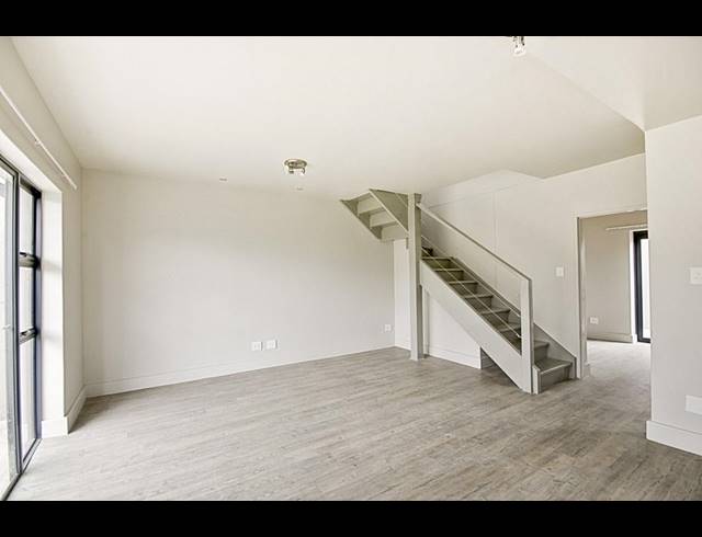 2 BEDROOM HOUSE RENTED IN CROSSWAYS FARM VILLAGE